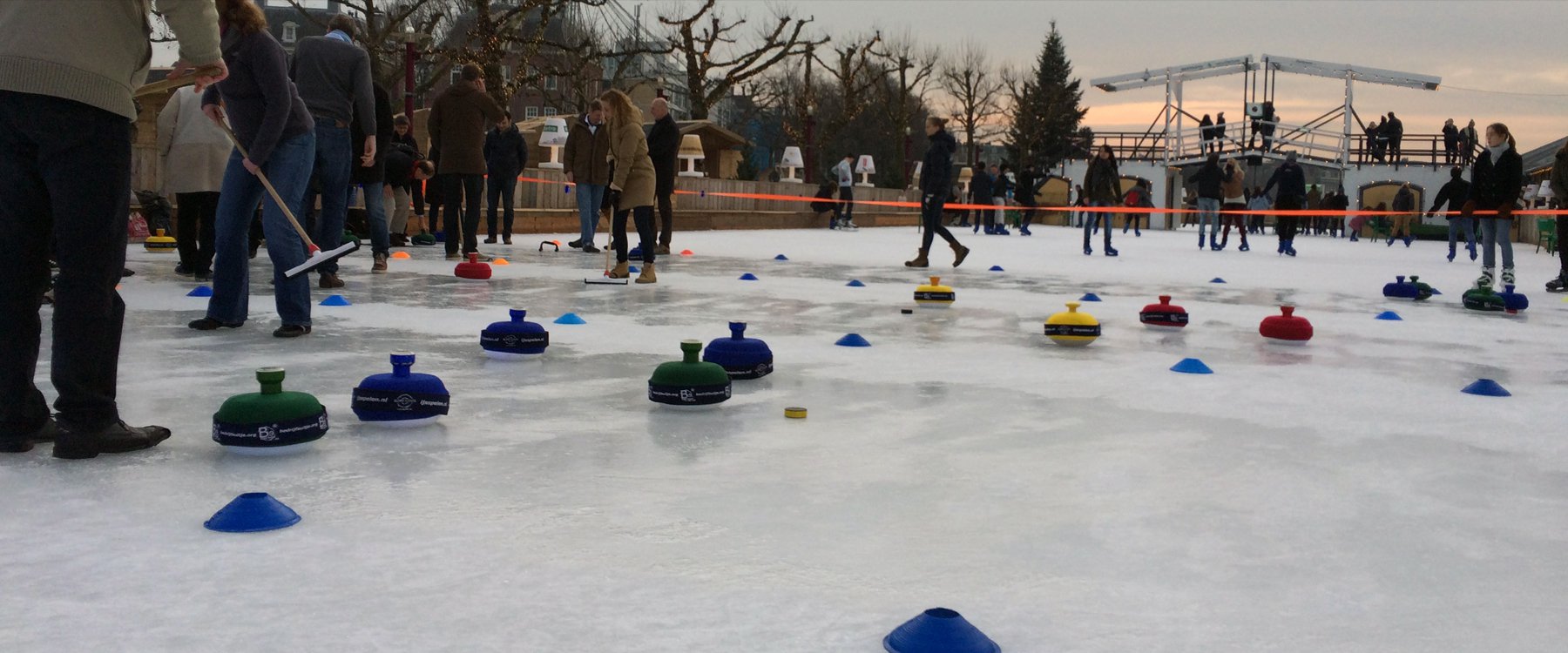 Amsterdam Fun Curling op de gracht
